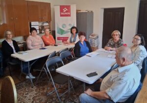 Senior mówi Hello – nauka języka angielskiego dla seniorów