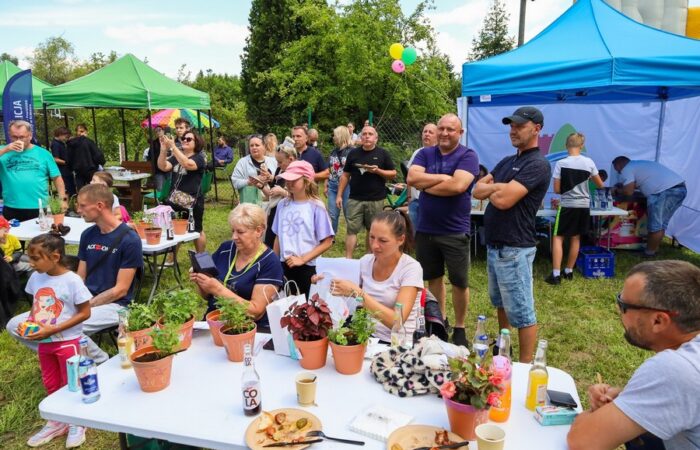Pierwszy piknik na ROD „ZDRÓJ” za nami Uczestnicy Pikniku na terenie ROD Zdrój
